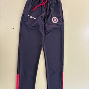 Pantalones de licra microperforada combinada, cordon rojo, con escudo en broderi